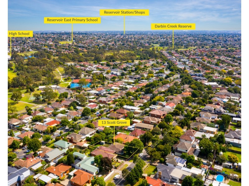 13 Scott Grove, Kingsbury VIC 3083