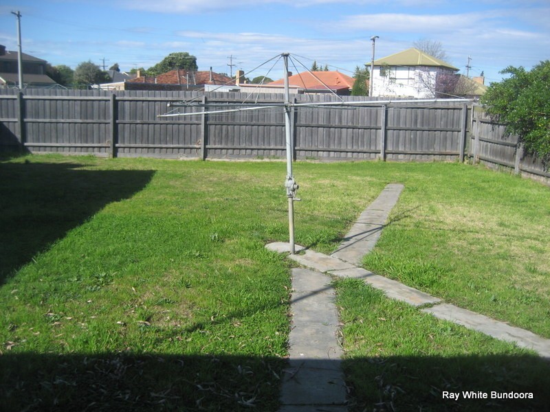 6 Locher Avenue, Reservoir VIC 3073