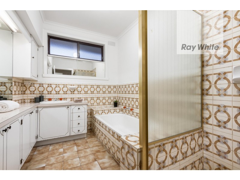 40 Tasman Drive, Bundoora VIC 3083