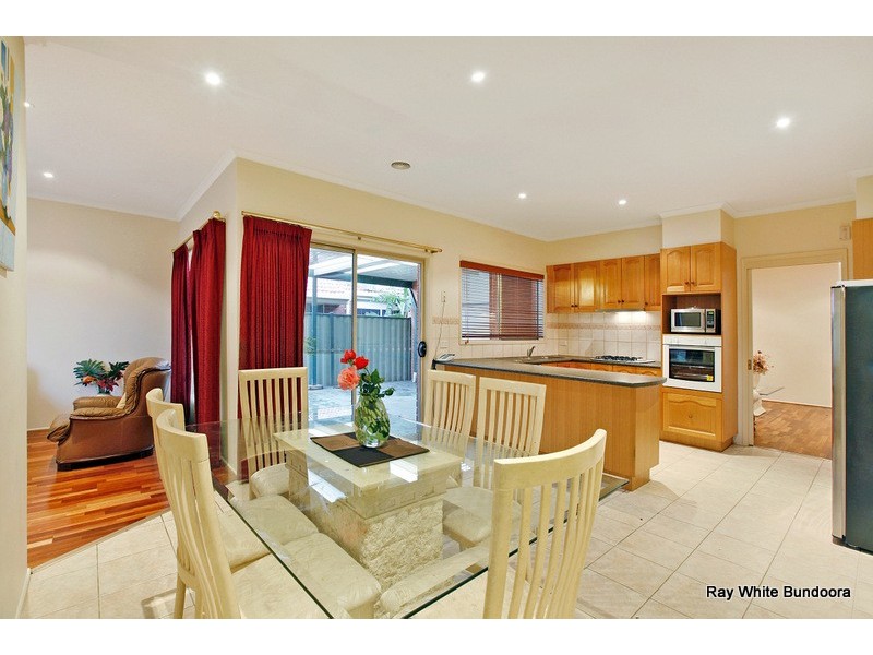 24 Samuel Court, Bundoora VIC 3083