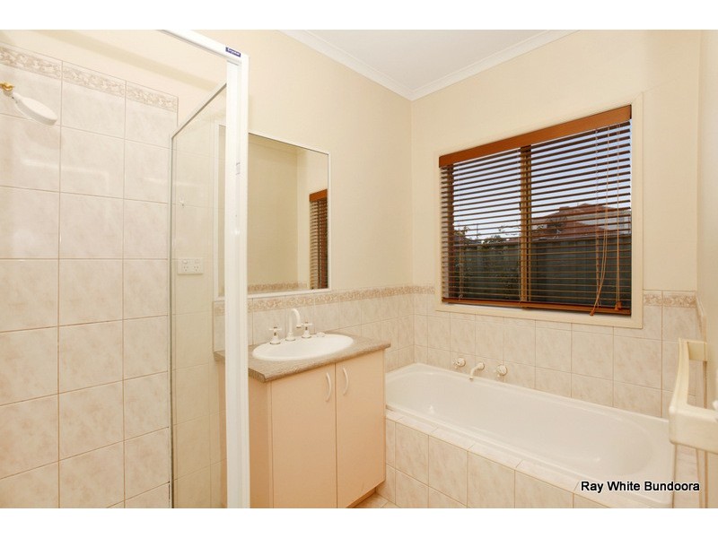 24 Samuel Court, Bundoora VIC 3083