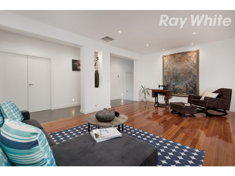 24 Quartz Grove, Epping VIC 3076