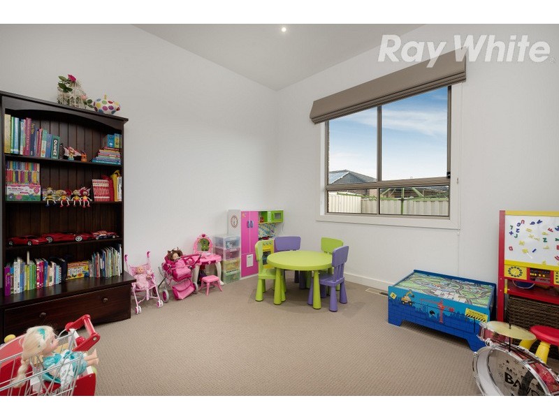 24 Quartz Grove, Epping VIC 3076