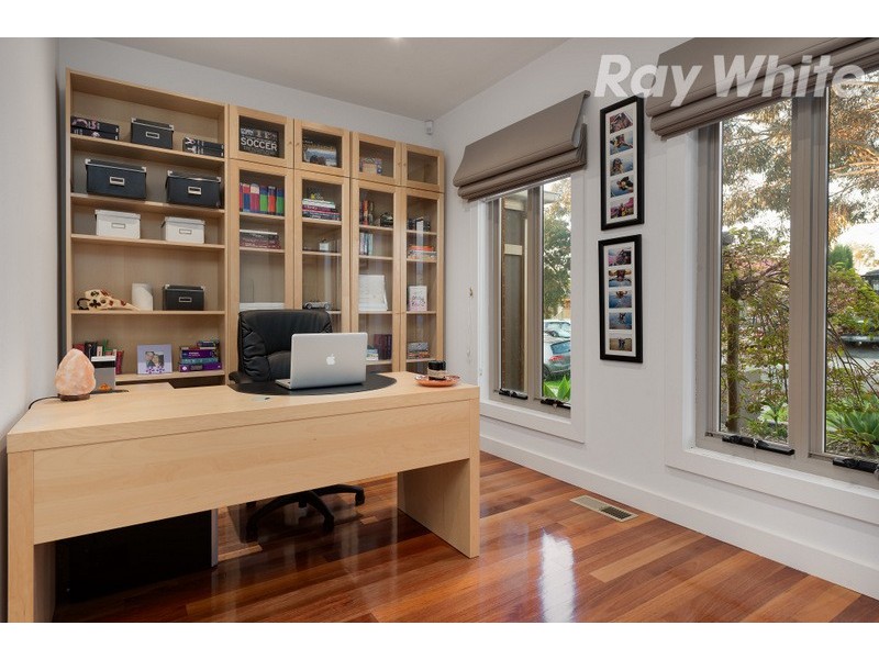 24 Quartz Grove, Epping VIC 3076