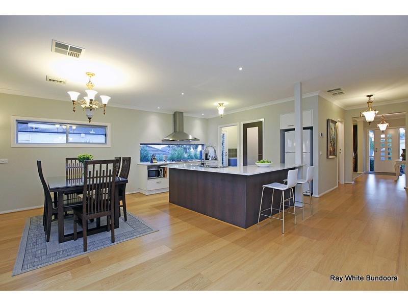 75 Snake Gully Drive, Bundoora VIC 3083