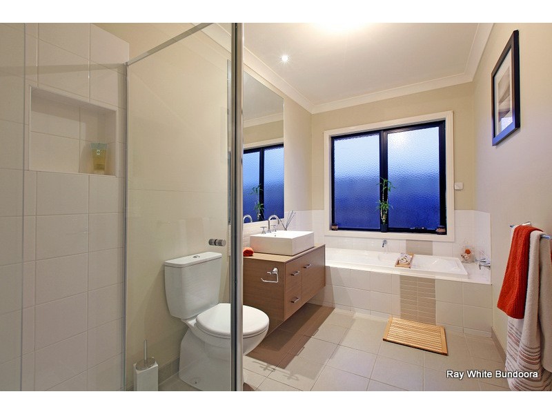 77A Peppercorn Parade, Epping VIC 3076