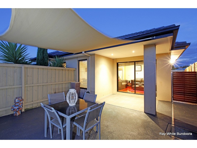 77A Peppercorn Parade, Epping VIC 3076