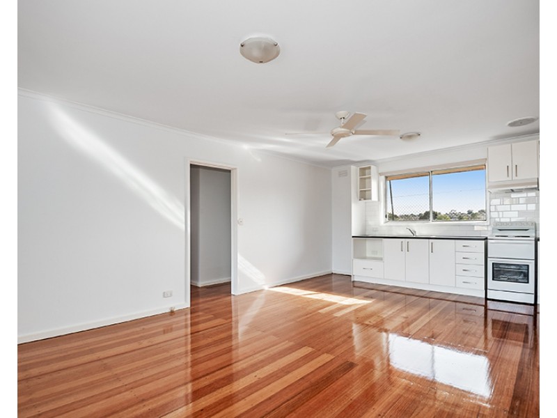 4/178 Dunne Street, Kingsbury VIC 3083