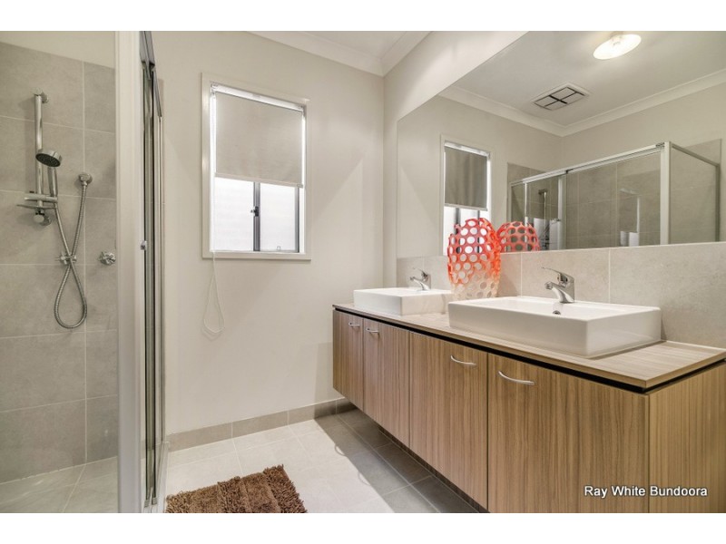 31 Tripani Avenue, Lalor VIC 3075