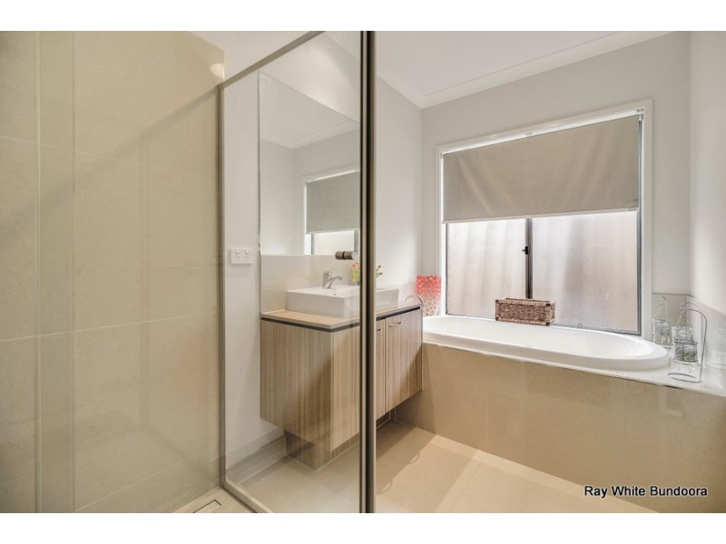 31 Tripani Avenue, Lalor VIC 3075