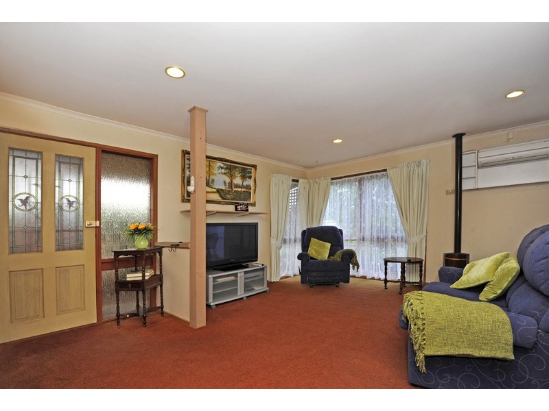 13 Glendale Avenue, Epping VIC 3076