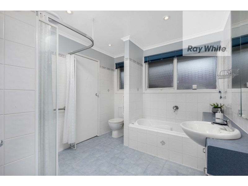 32 Medora Avenue, Bundoora VIC 3083