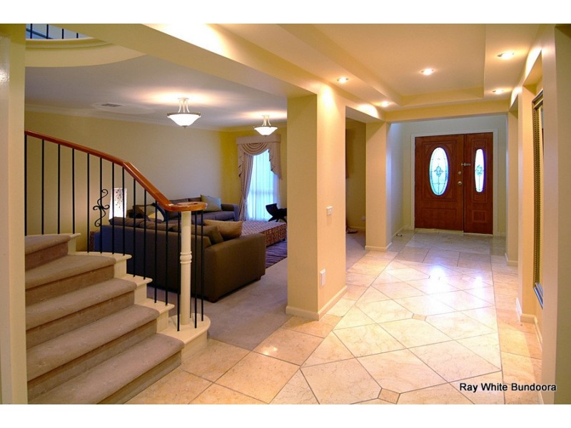 6 Riccana Court, Mill Park VIC 3082