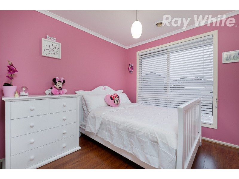 11 Adam Place, Mill Park VIC 3082