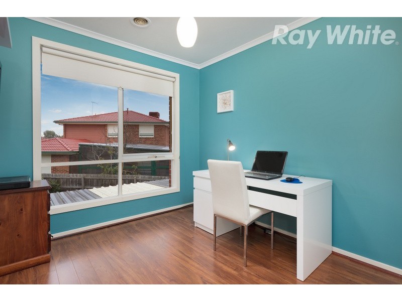 11 Adam Place, Mill Park VIC 3082