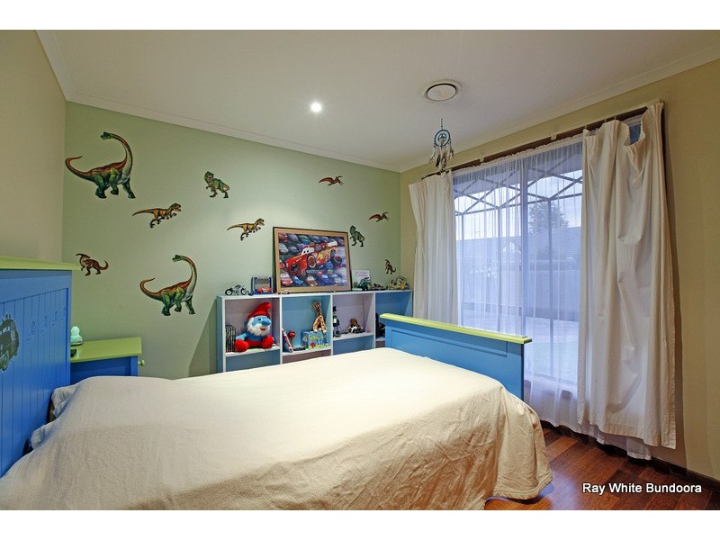 8 Callan Court, Mill Park VIC 3082