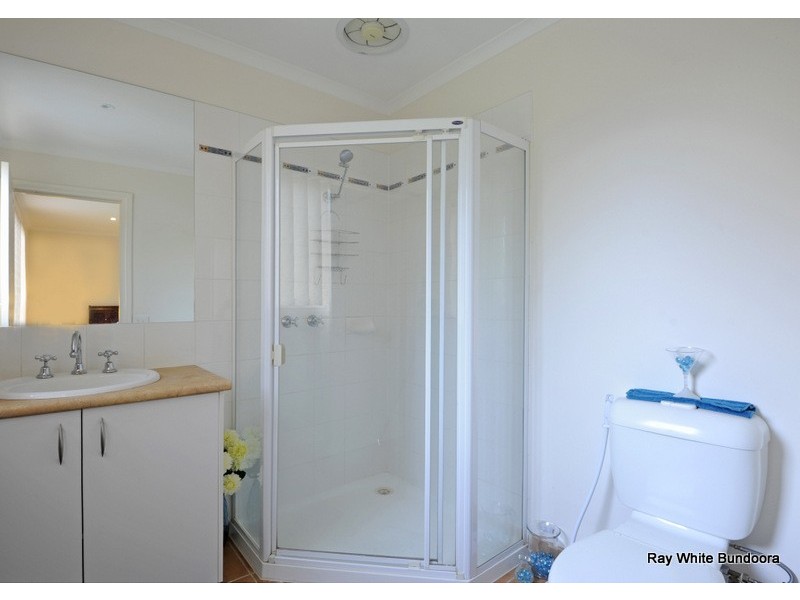 4 Flame Crescent, South Morang VIC 3752