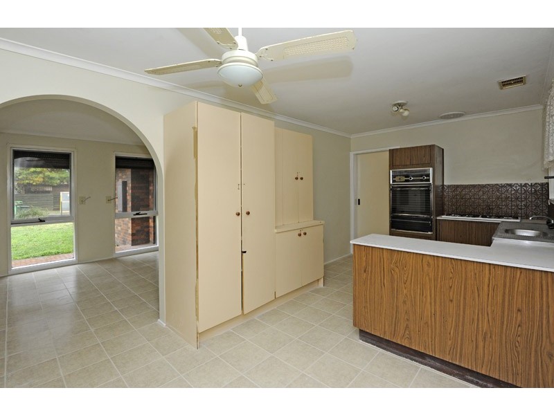 18 Ebony Drive, Bundoora VIC 3083