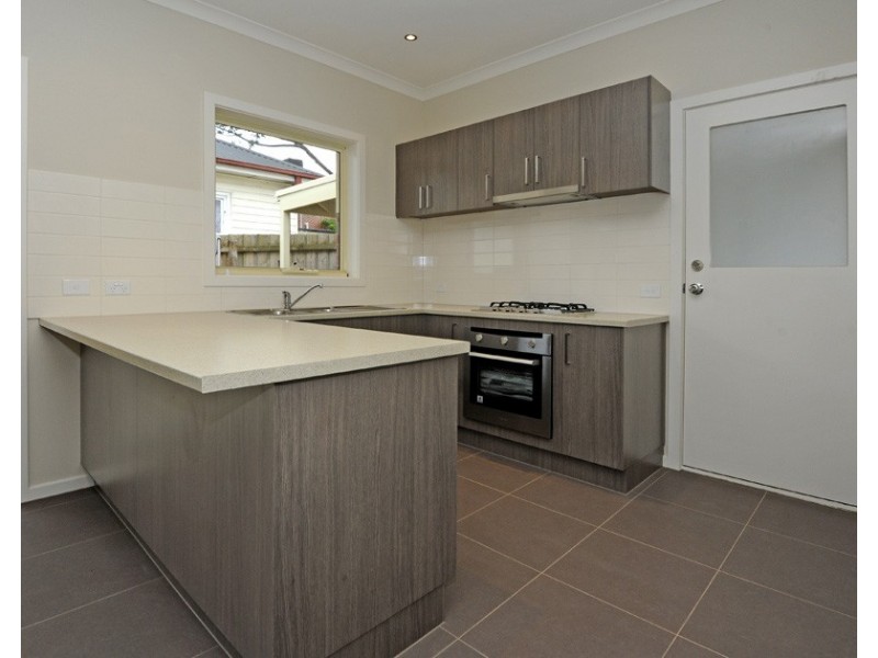 1 and 3/28 Lindsay Street, Macleod VIC 3085