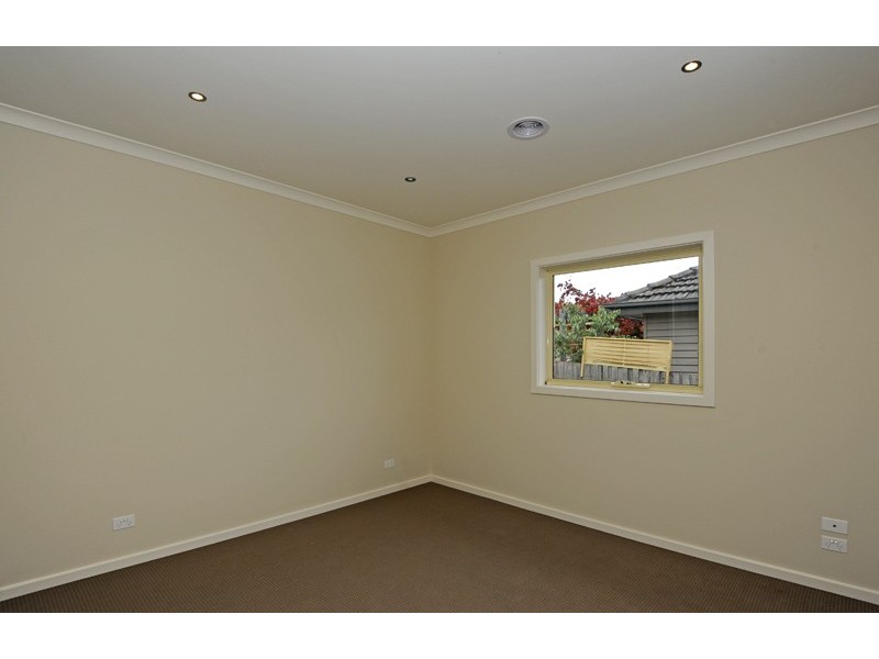 1 and 3/28 Lindsay Street, Macleod VIC 3085