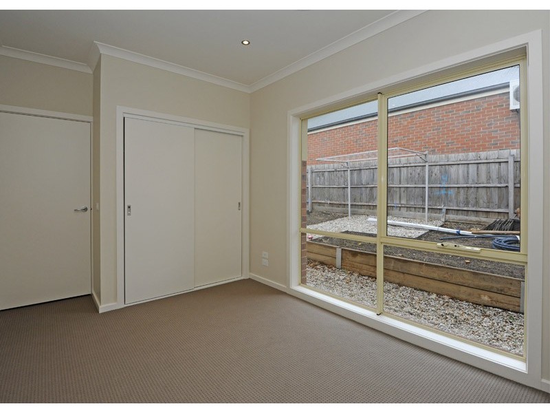 1 and 3/28 Lindsay Street, Macleod VIC 3085