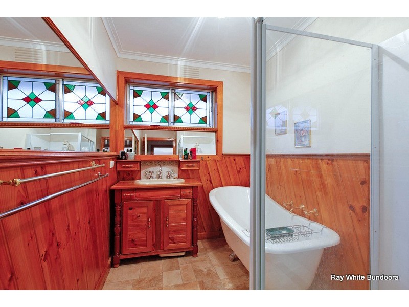 9 Gladman Street, Greensborough VIC 3088