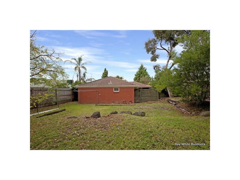 11 Macorna Street, Watsonia VIC 3087