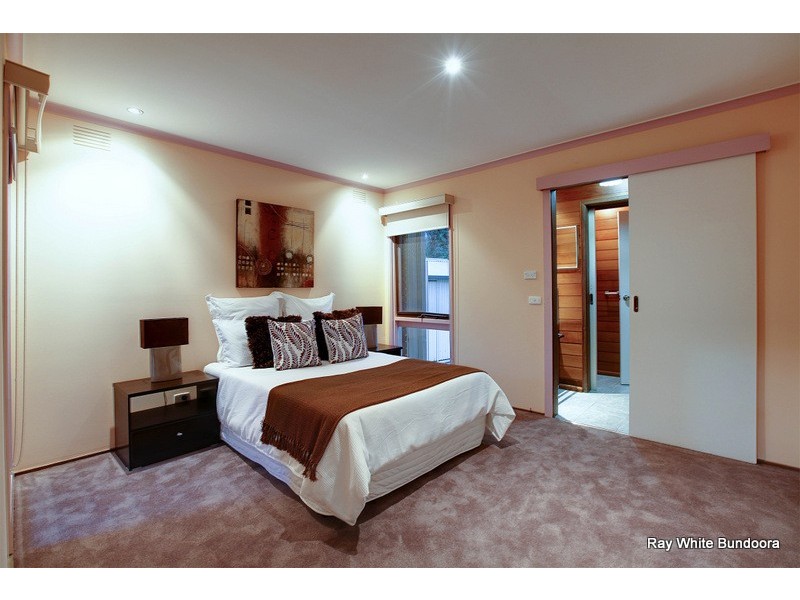 20 Streeton Circuit, Mill Park VIC 3082