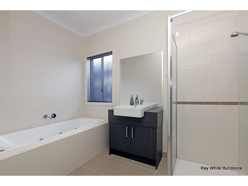 14 Chettam Street, Epping VIC 3076