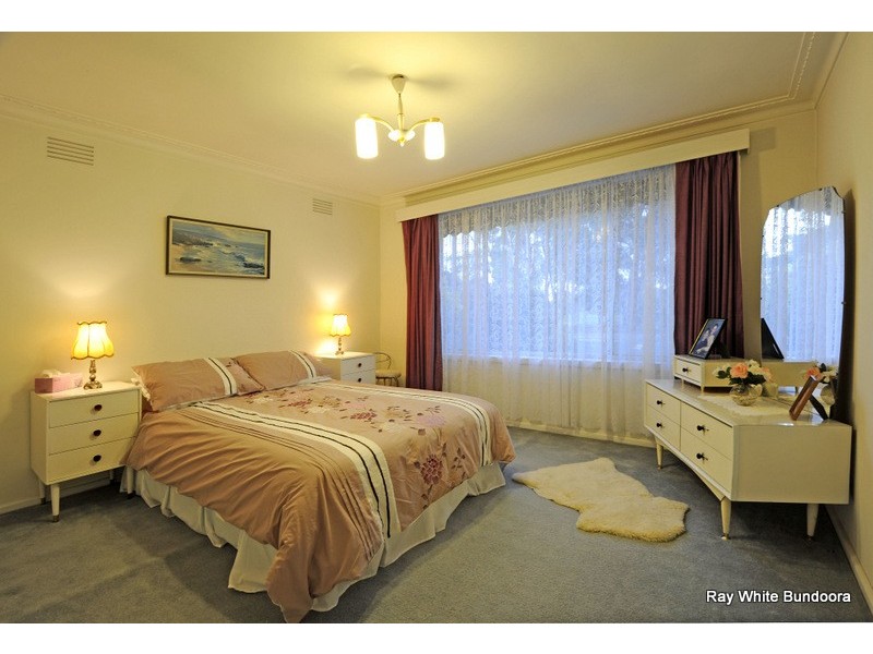 6 Cameron Parade, Bundoora VIC 3083