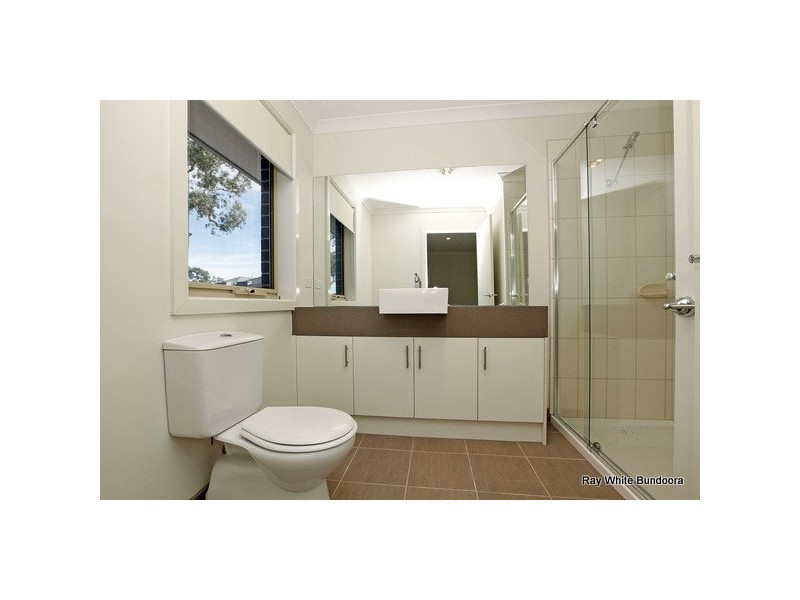 2/9 Hickling Road, Mernda VIC 3754