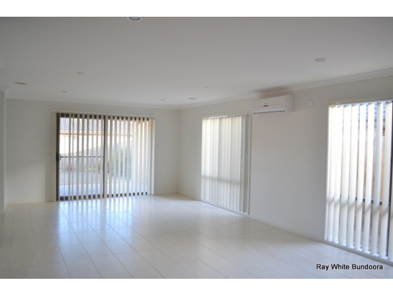 8 Agility Court, Doreen VIC 3754