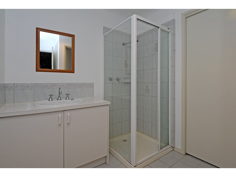 3/2 River Street, Briar Hill VIC 3088