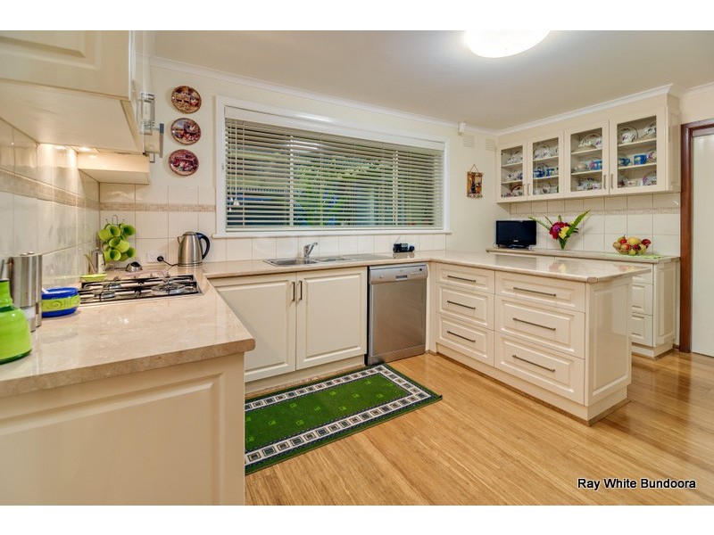 29 Donach Crescent, Bundoora VIC 3083