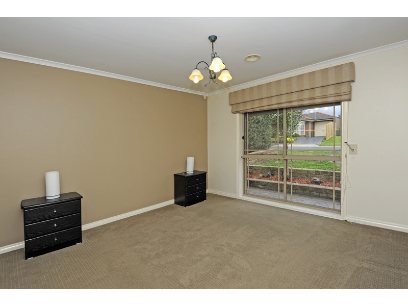 40 Stillman Drive, Mill Park VIC 3082