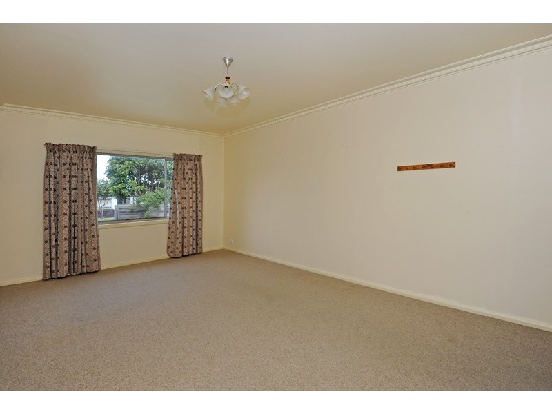 1/10 Dunne Street, Kingsbury VIC 3083