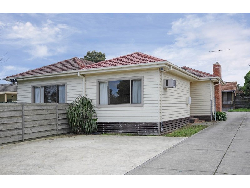 1/10 Dunne Street, Kingsbury VIC 3083