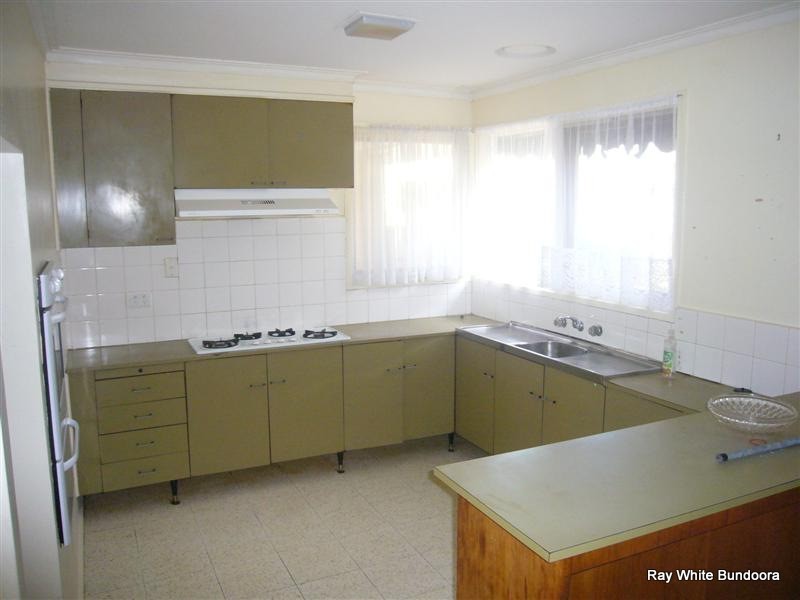 19 Wallara Crescent, Bundoora VIC 3083