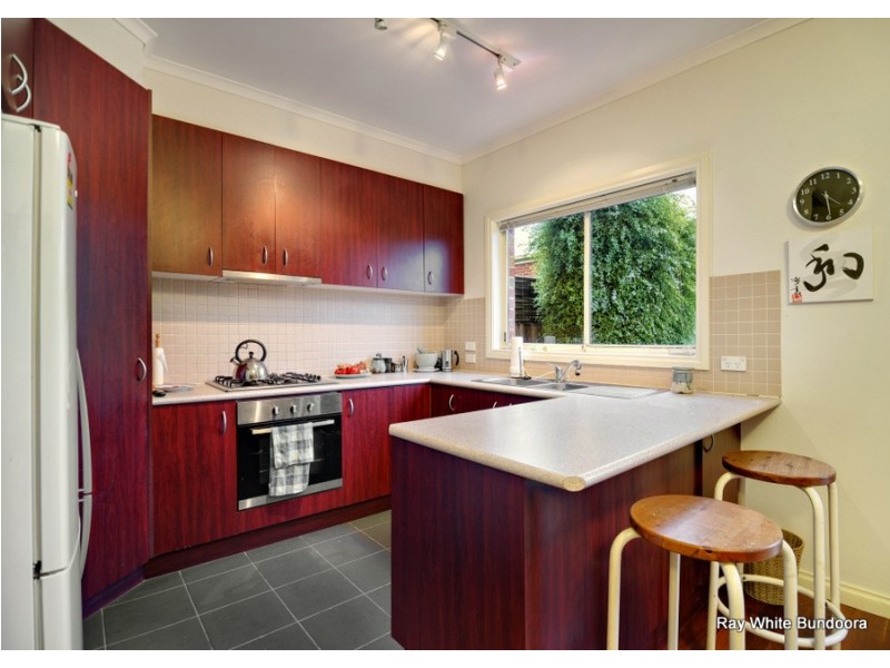 18 Westwood Drive, Mill Park VIC 3082