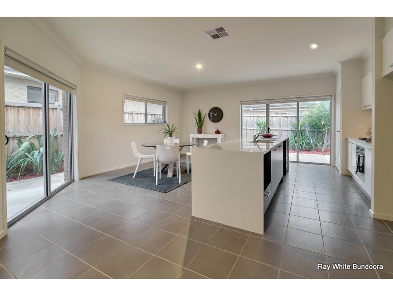 18 Bower Way, Doreen VIC 3754