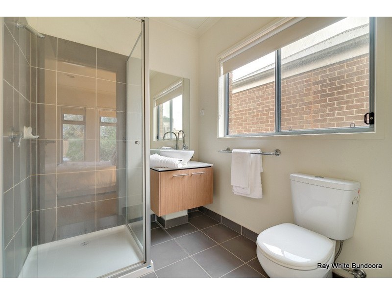 18 Bower Way, Doreen VIC 3754