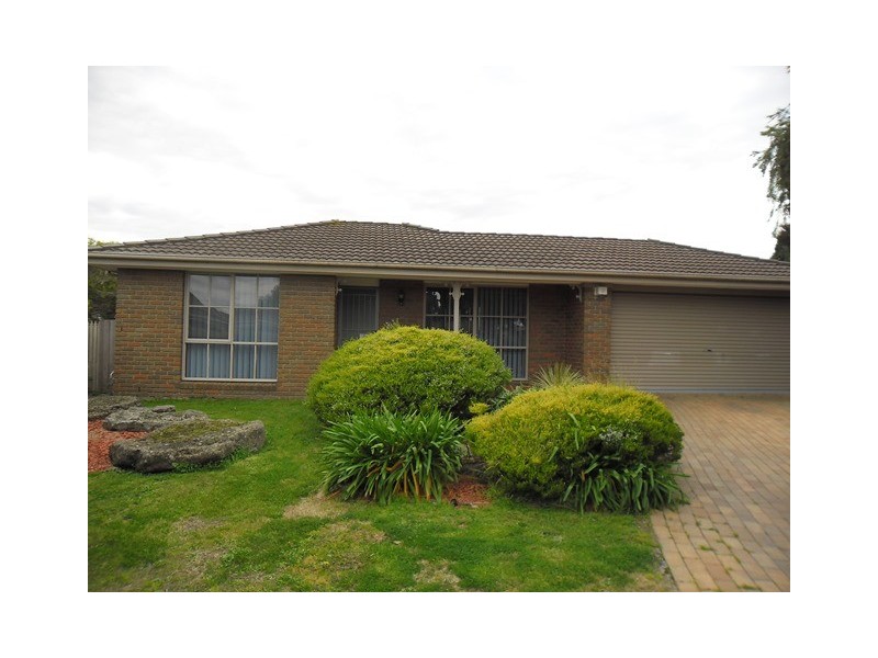 2 Orsett Court, Mill Park VIC 3082