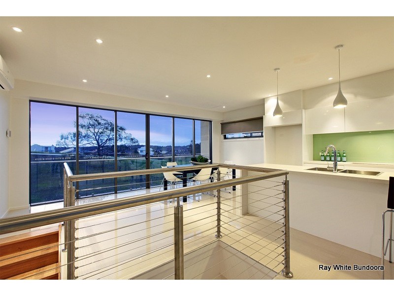 12 Diamond Boulevard, Greensborough VIC 3088