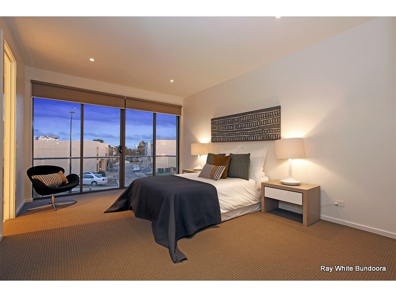 12 Diamond Boulevard, Greensborough VIC 3088