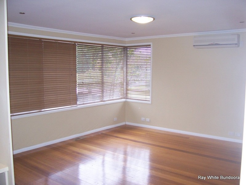 30 Greenwood Drive, Bundoora VIC 3083