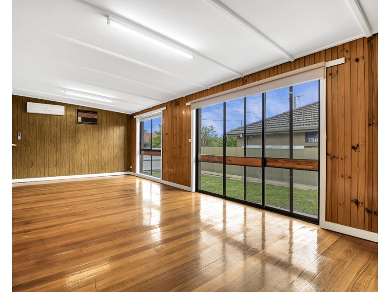 21 Cash Street, Kingsbury VIC 3083