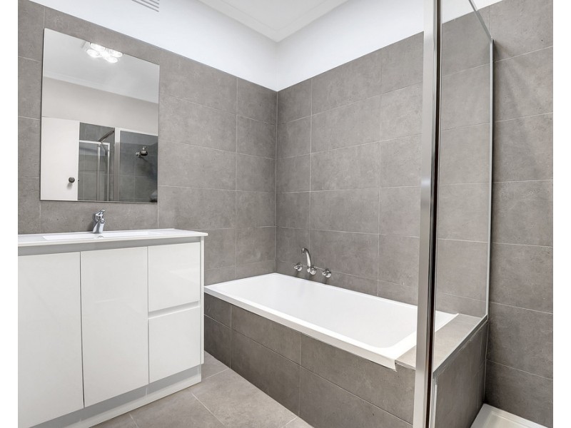 21 Cash Street, Kingsbury VIC 3083