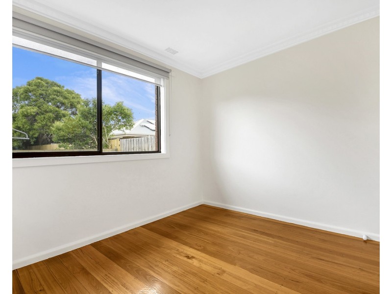 21 Cash Street, Kingsbury VIC 3083
