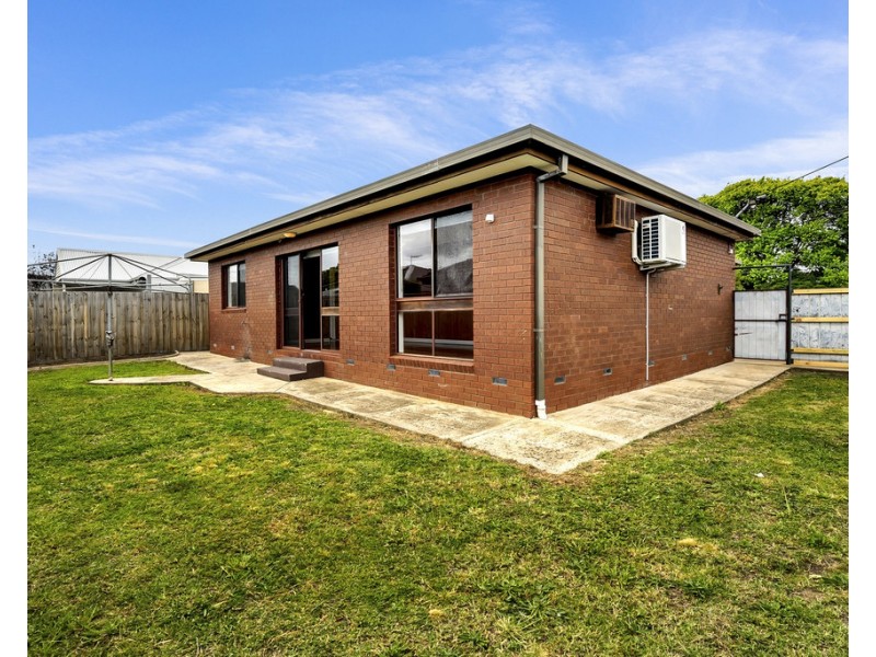 21 Cash Street, Kingsbury VIC 3083