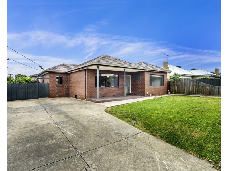 21 Cash Street, Kingsbury VIC 3083